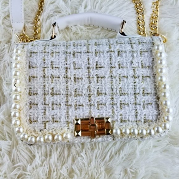 White Pearl + Gold Beaded Woven Mini Purse - Picture 5 of 10